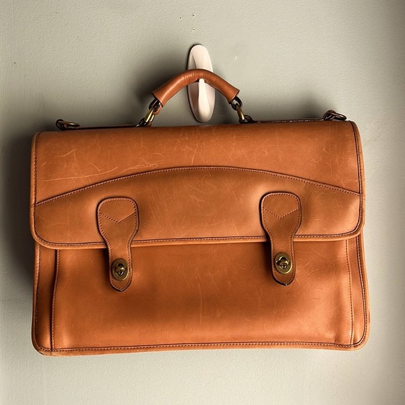 Rafael | Vintage Brown Leather Classic Briefcase Laptop Bag - Picture 2 of 15